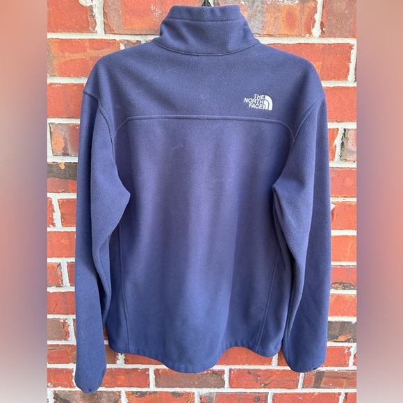 The North Face Men’s Full Zip Long Sleeve Navy Blue Soft Jacket. Medium - Picture 2 of 9